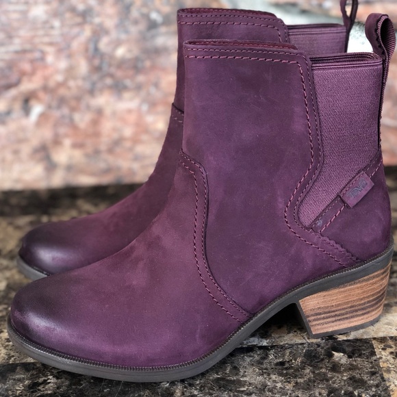 Teva Shoes - NEW Teva Women's Anaya Chelsea Waterproof booties